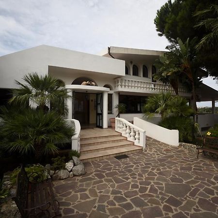 Villaggio Pineta Petto Bianco Capo Vaticano Eksteriør billede