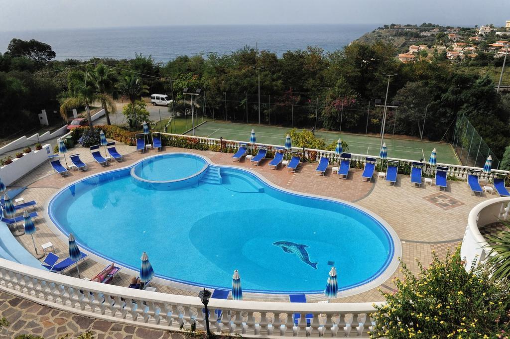 Villaggio Pineta Petto Bianco Capo Vaticano Eksteriør billede